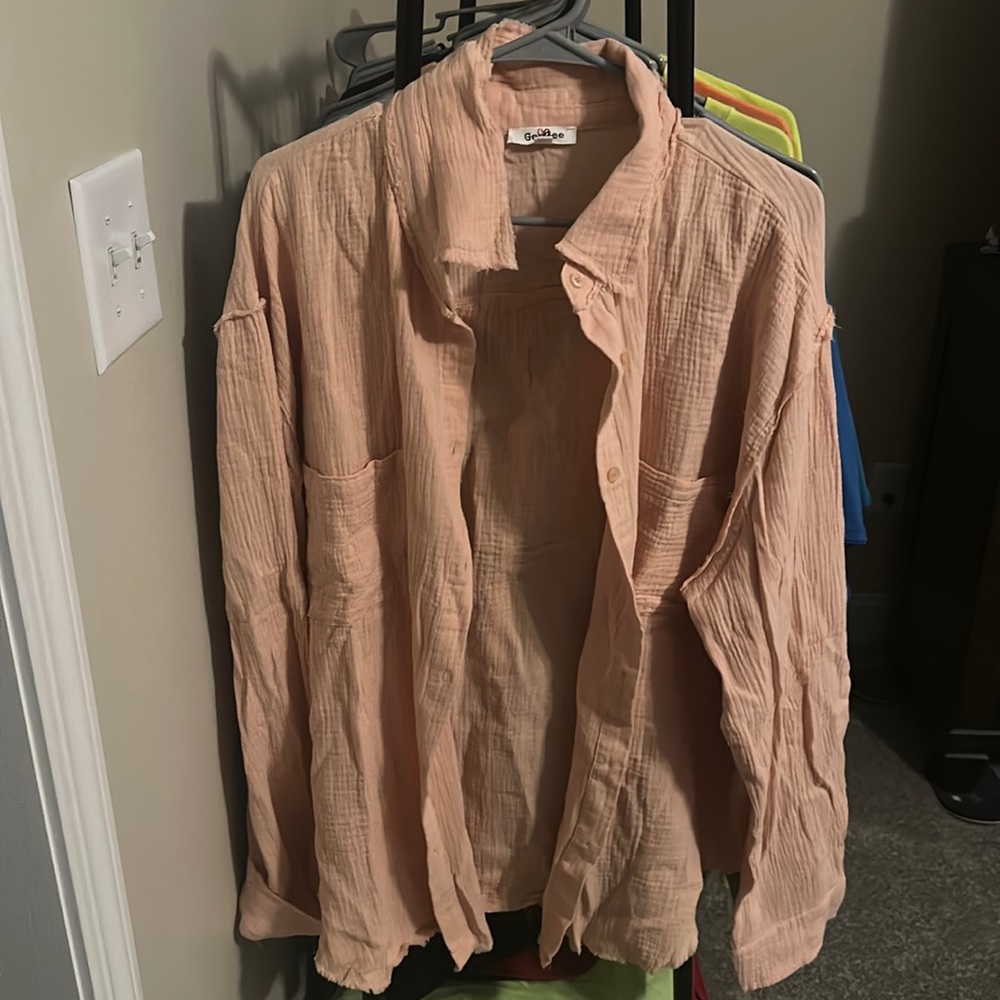 Gauze long sleeve top. Peach color